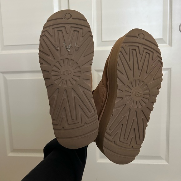 UGG Neumel Platform Double Strap Boots Soft US Womens Size 9 Tan Sold out! - Picture 8 of 13